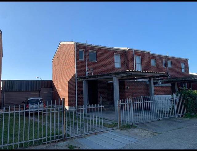 3 BEDROOM HOUSE FOR SALE IN WESTRIDGE